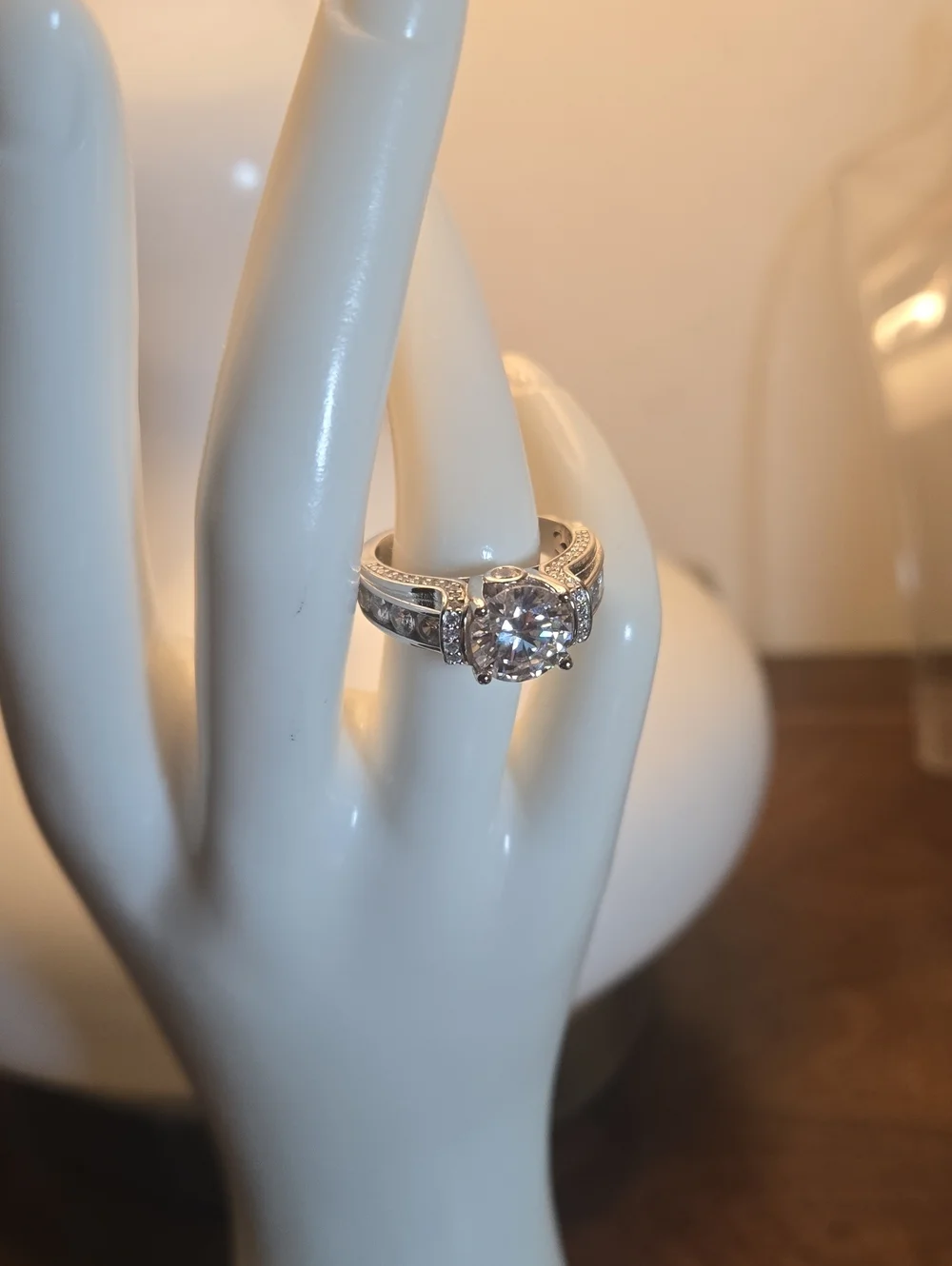 S925 Silver Inlaid with 3Ct Moissanite Ring 18K Gold Plated Size 8